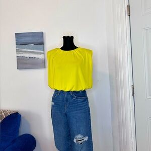 New Express sleeveless neon yellow muscle tank / blouse w shoulder pads size XS